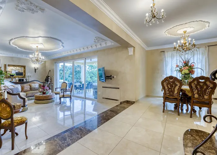 Palazzo By Interhome Lovran